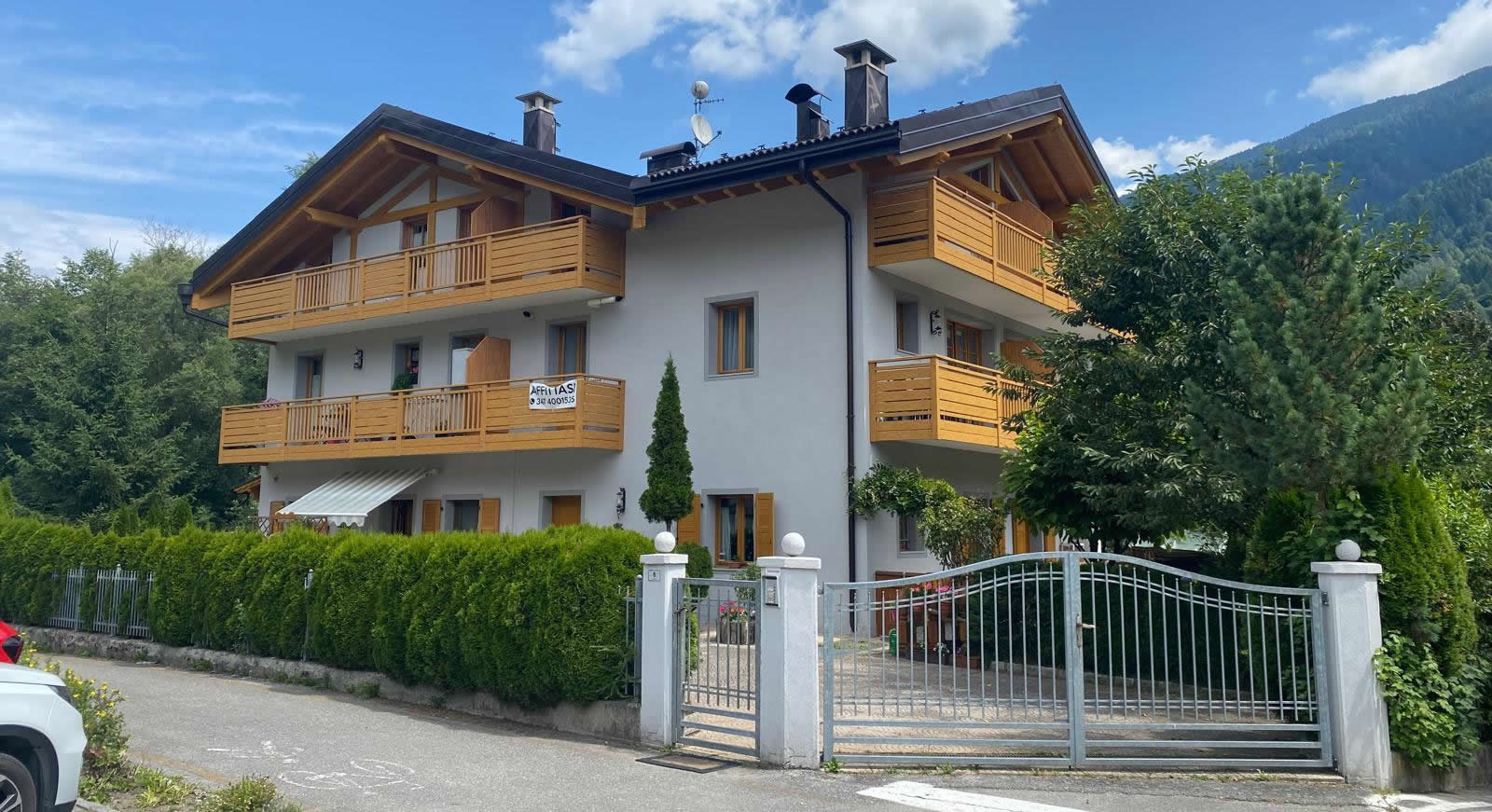 Esterna rendena house
